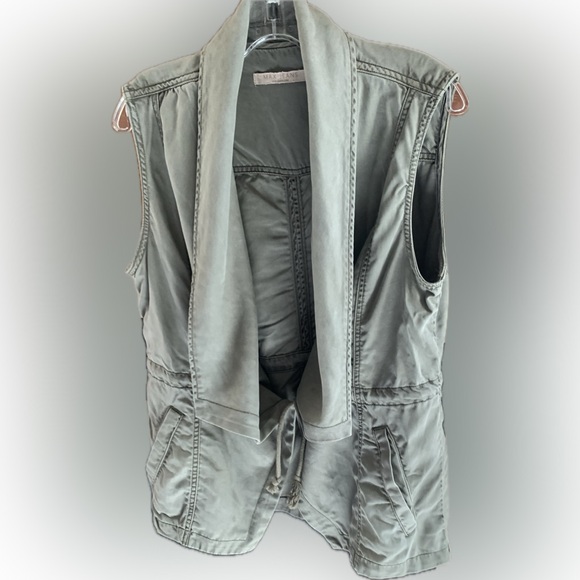 MAX JEANS vest, army green, large. - Picture 6 of 9